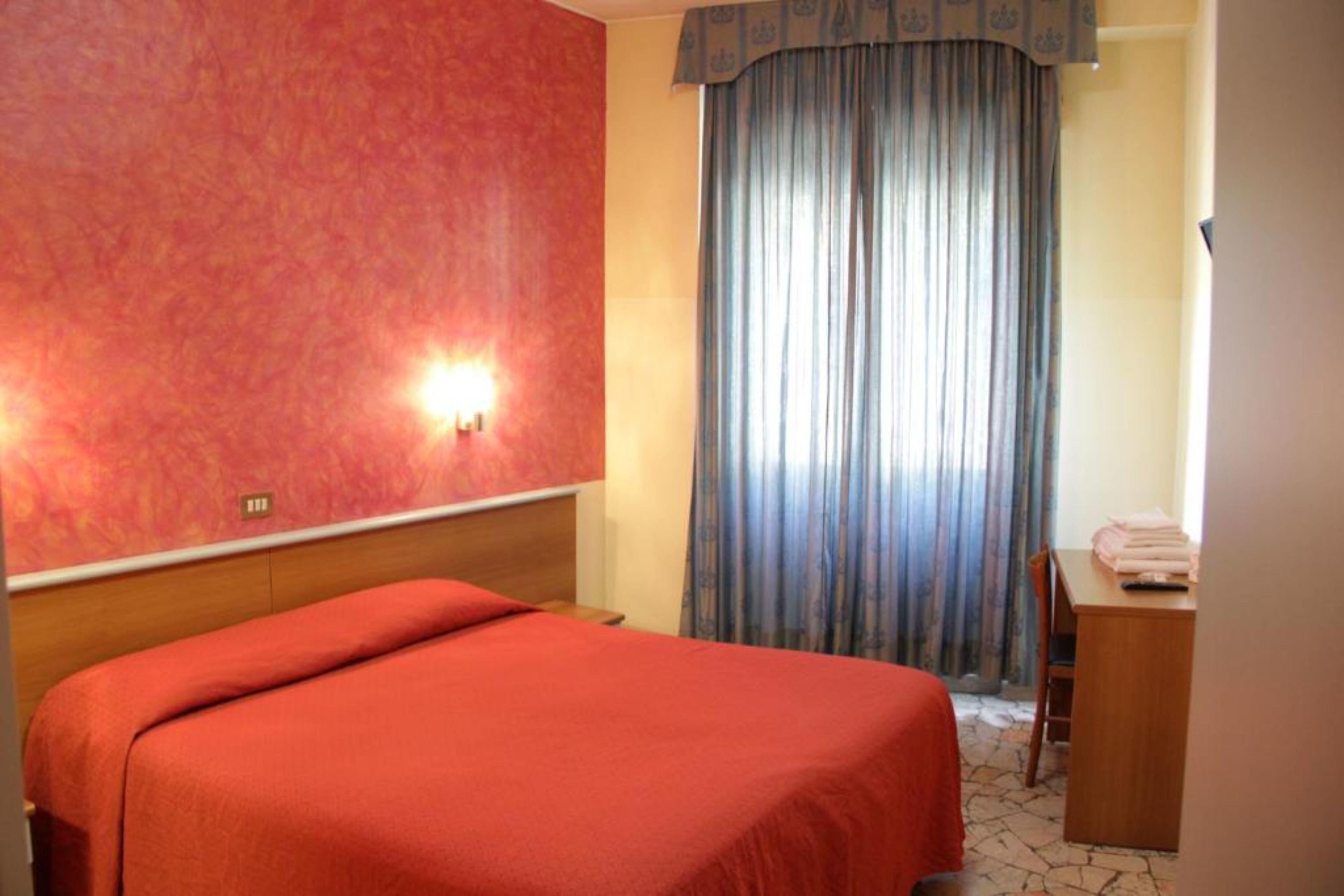 Hotel Del Sud — Zdjęcia 1